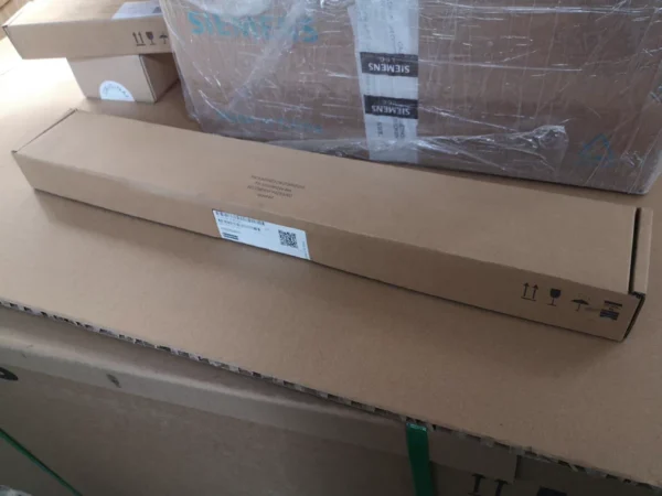 6SL3161-1LP00-0AA0
Siemens Combi Dr...