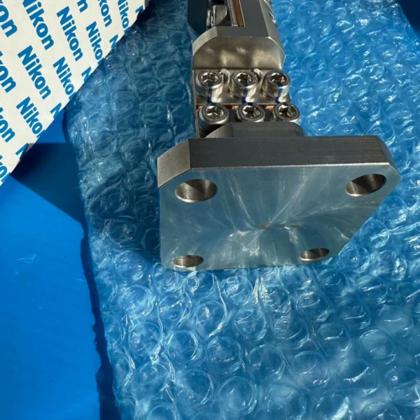 Nikon Lithography Machine Shock Absorber Component 4B031-071-1ANNikon SHOCK ABSORBER UNIT RFC Nikon S204 Lithography Machine Shock Absorber, Stable Fixing Device, Used, Quality Not Guaranteed, No Returns or Exchanges, As Shown in Pictures,