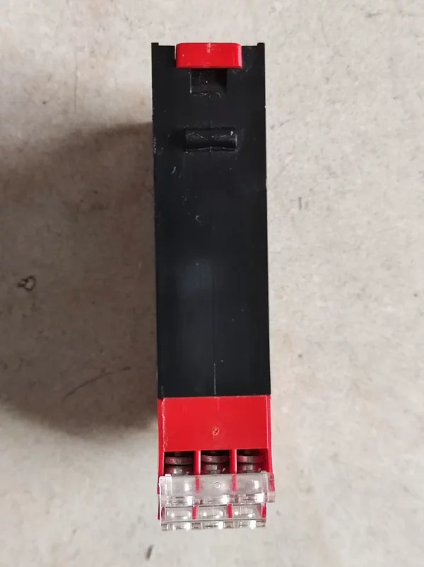 RIESE Safety Relay SAFE 2.1AR.9657.2000 Original Used