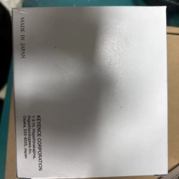 KEYENCE brand new original FD-XC8R1 flow sensor bracket, made in Japan, actual product as shown in the picture, with instruction manual. New surplus from engineering project. Bosses in need can directly place an order, no return or exchange after sale.