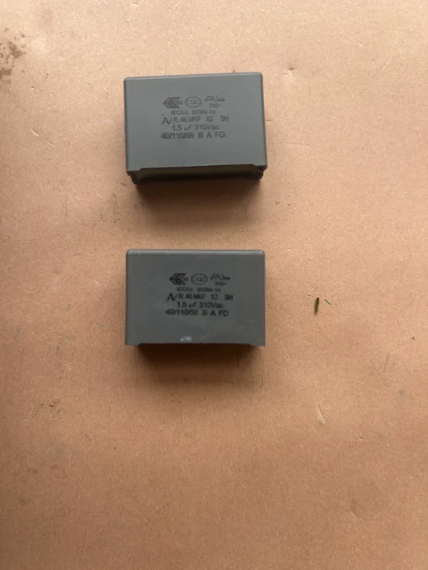 O1CN01iUhFfp2ACXlVGfOYD_4611686018427380887-0-fleamarket.jpg_790x10000Q90.jpg_.webp ABB inverter ACS510-01-038A-4 18.5Kw fan, with card holder bracket, model 3AUA0000011924 capacitor 1.5uf8A, actual object photographed, fully functional, dismantled part, with usage traces, function normal and guaranteed (4-3)