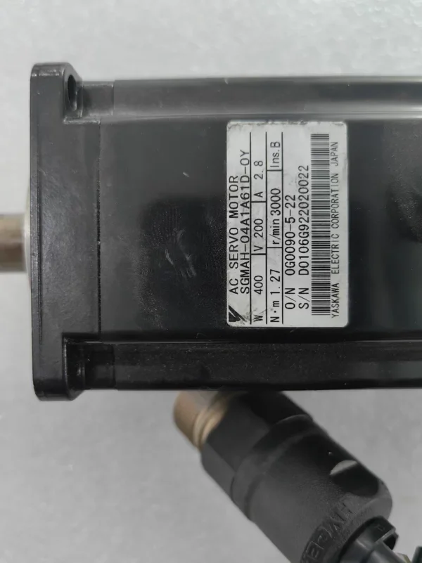 SGMAH-04A1A61D-OY Yaskawa servo motor original disassembled, fully functional, 3-month warranty