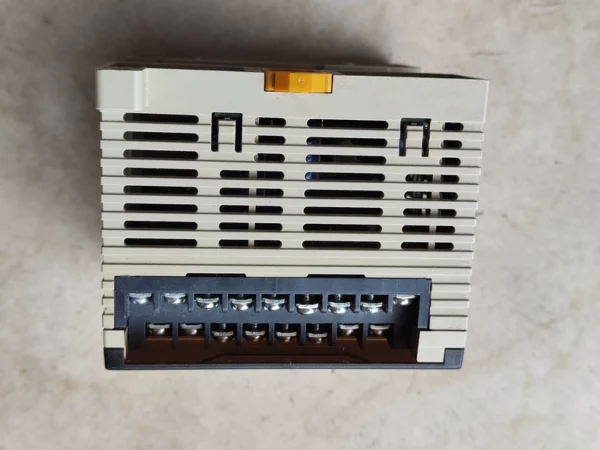 OMRON CPM1A-20CDR-A-V1 Original Used Programmable Controller, Negotiable Price for Sale