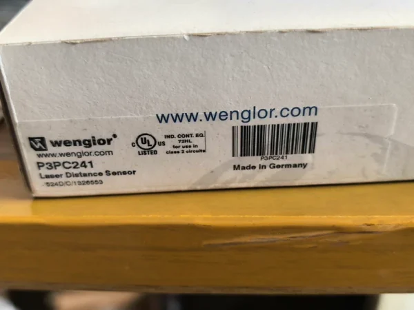 0Y2P303A0135 P1KH006wenglor laser sensor OY2P303A0135OCP662X0135P1PL101I12H003P1NH804HB03PT7P1PH603P3PC241 brand new original imported, limited quantity, price negotiable, price negotiable
