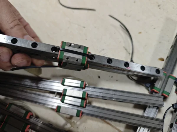 HIWIN linear guide slider EGH15SA, ...