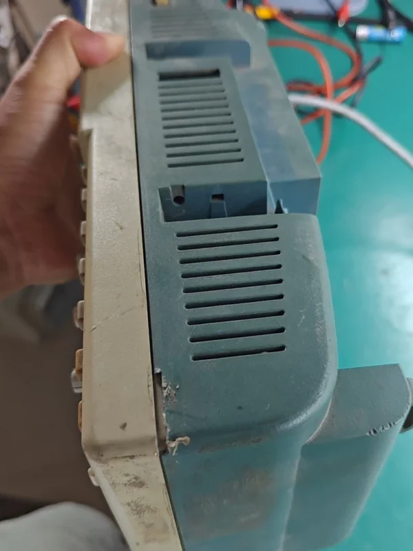 Tektronix TDS2002 Digital Oscillosc...