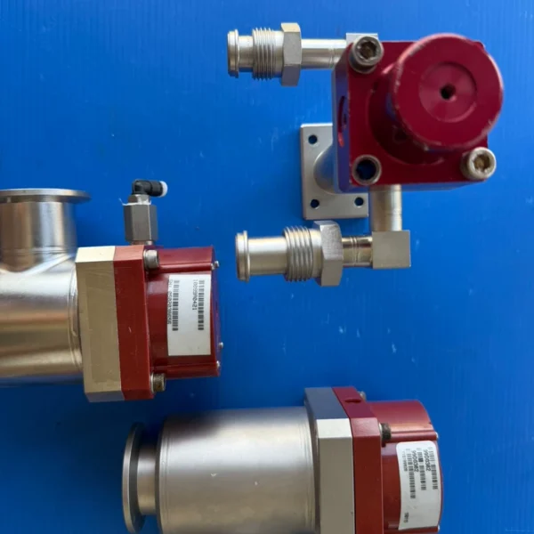 MKS 3-way angle valve 4321041-PL2MKS HPS KF25 secondary pneumatic vacuum angle valve 100016885 AMAT 3870-06567 MKS LPJ-32738 3870-07600 used disassembled packaging for price negotiation