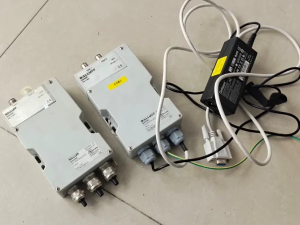 Disassembled Balluff sensors BIS008F BIS008U with wires, actual items, functions guaranteed. If interested, click "I want" to chat with me privately.