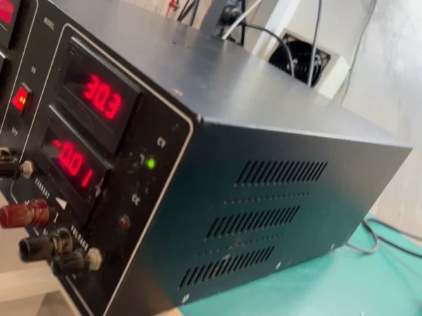 Linear regulated power supply, dual...