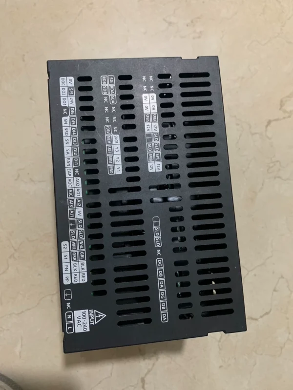 LE7-40GU-L actual product image shooting. One unit in stock with actual photos. No display when powered on. Quality not guaranteed. For those with repair capability. No returns after sale.