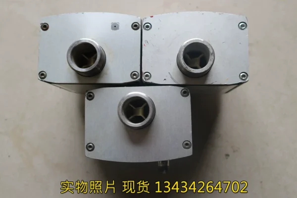 O1CN01te7yMx2FCbs9AzndR_4611686018427380860-0-fleamarket.jpg_790x10000Q90.jpg_.webp Original disassembled IFM SU8200 flow sensor in stock. Brand: IFM