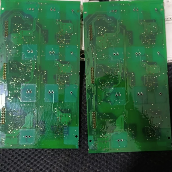 FS300R12KE3, AGDR-76C, used(second-hand items), two sets available, never repaired, a bit dirty when disassembled. The boards and modules were disassembled and cleaned. The modules have been tested and are guaranteed to work; the boards' condition is unknown. The boards should also be good, but there are no conditions to test them. Modules are 500 per set, guaranteed to work; boards are 200 each, no quality guarantee. Welcome to purchase both sets together. If interested, feel free to contact!