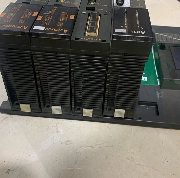 1 piece of AJ71UC24, 1 piece of AX71, 2 pieces of AJ71UC24. Actual product photos taken. Listed price is unit price. Functions are guaranteed to be good. Used