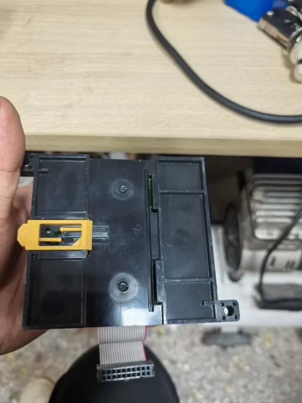 O1CN01urnE1y2ML2VGExAMK_4611686018427380994-0-fleamarket.jpg_790x10000Q90.jpg_.webp Omron CP1W-16ER output module + cp1w-20EDR1, in beautiful condition, actual item photographed. Functions normally, interfaces complete. Used and disassembled, sold as is, no returns or exchanges. The marked price is unit price.