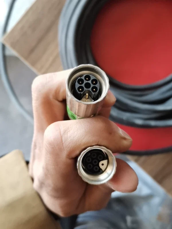 00-174-901 00174901 Kuka robot teach pendant cable 3 pieces Kuka brand new robot connecting wire Kuka robot accessories 00-174-902 25-meter teach pendant cable KUKA 1 set 00174902 come to chat with price