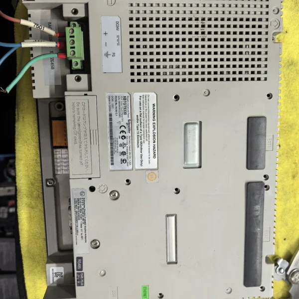 Schneider Electric HMI XBTGT5330, 10.4-inch color touch screen, working well. The device is from China, model PV03 RL:10 SV 22.1, in good working condition with obvious signs of use. Note: The device is Class II 24V DC, 1.22A, for indoor Type 4X use only. Reason for sale: equipment upgrade, fully functional, sincere sale. Interested friends can private message me~