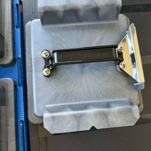 6-inch MASK, 6-inch photomask, 6-inch lithography plate, 6025 quartz photomask, peek pod, 6-inch PEEK POD, 6-inch quartz, 8-inch mask are all available. Price negotiation is required; direct orders will not be shipped. All shipments are via