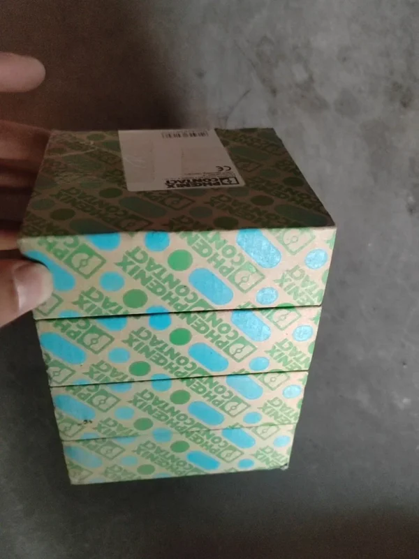 O1CN01xPf30Z1cNLzp9UmBG_53-fleamarket.heic_790x10000Q90.jpg_.webp 1046359 Phoenix Relay PRS-SCP-24UC/CE2/3X1/1X2/B-1046359 Brand New Original Unopened Genuine Product Quantity 4 Unit Price 450 Yuan