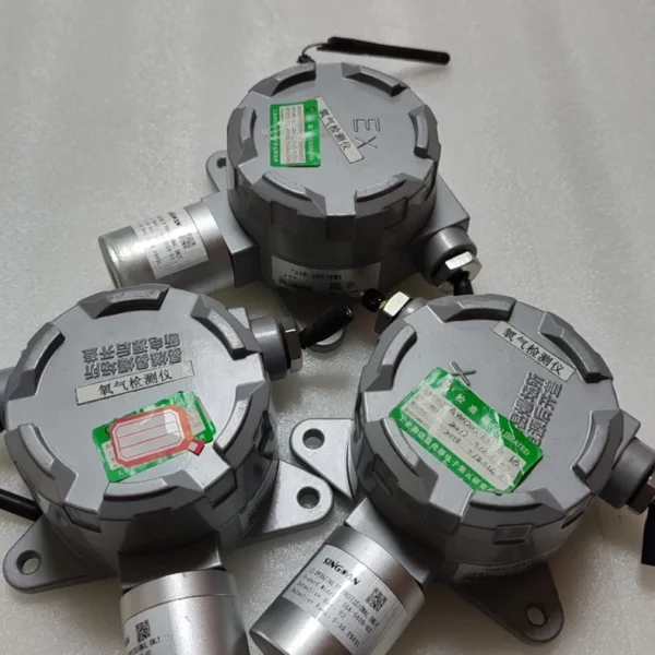 Shengguoan SGA-500D-02 Wireless Oxygen Detector, professionally detects oxygen concentration, measuring range 0-30%VOL, with normal usage traces on the appearance. No warranty for good or bad condition! Direct purchase!