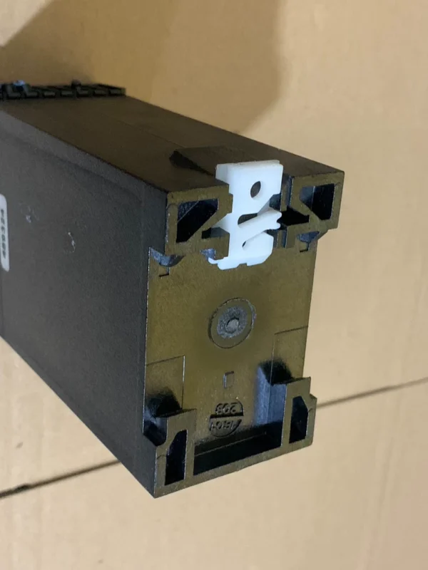 O1CN01zdv0wp2DnadB79gFB_4611686018427382974-0-fleamarket.jpg_790x10000Q90.jpg_.webp SCHMERSAL AZR32T1 Safety Relay 230VAC, actual product photo taken, fully functional, used disassembled item