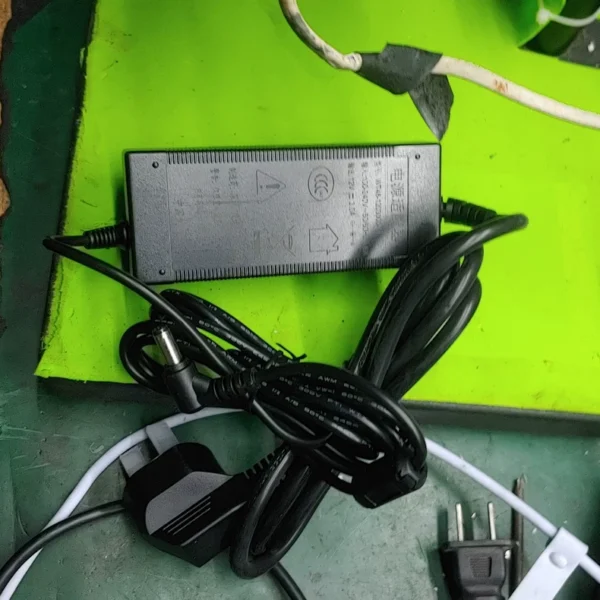 Good workmanship, brand new with pa...