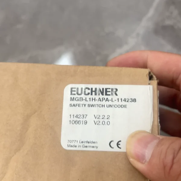 EUCHNER Safety Switch MGB-L1H-APA-L-114238114237 V2.2.2106619 V2.0.0