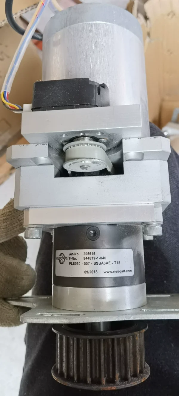 Brand Model German ebmpapst DC Brushless Motor Condition Newly Dismantled Purchase Channel Dismantled Usage Experience 16 sets Negotiable Price