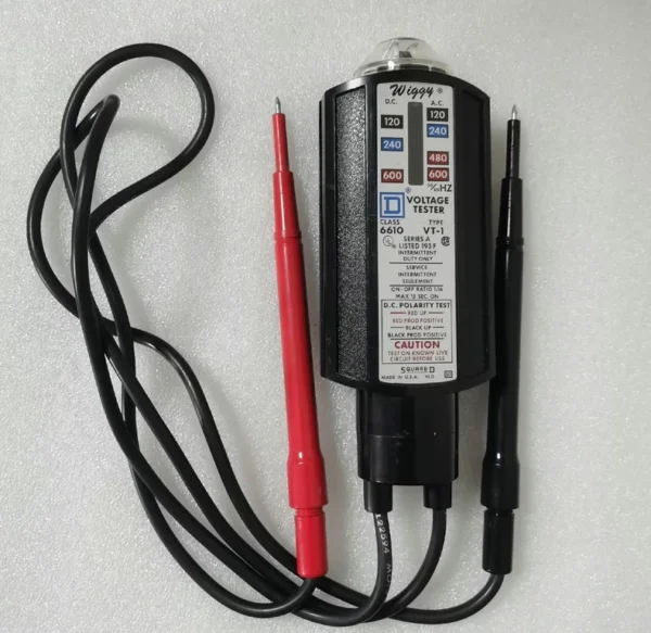 TEK P6204 Probe, the cable looks damaged, source from the freight yard, buy carefully, 300 yuan. Klein+Tools 6610 Electrical Voltage Tester, in good condition, buy carefully, 300 yuan. Both are untested.