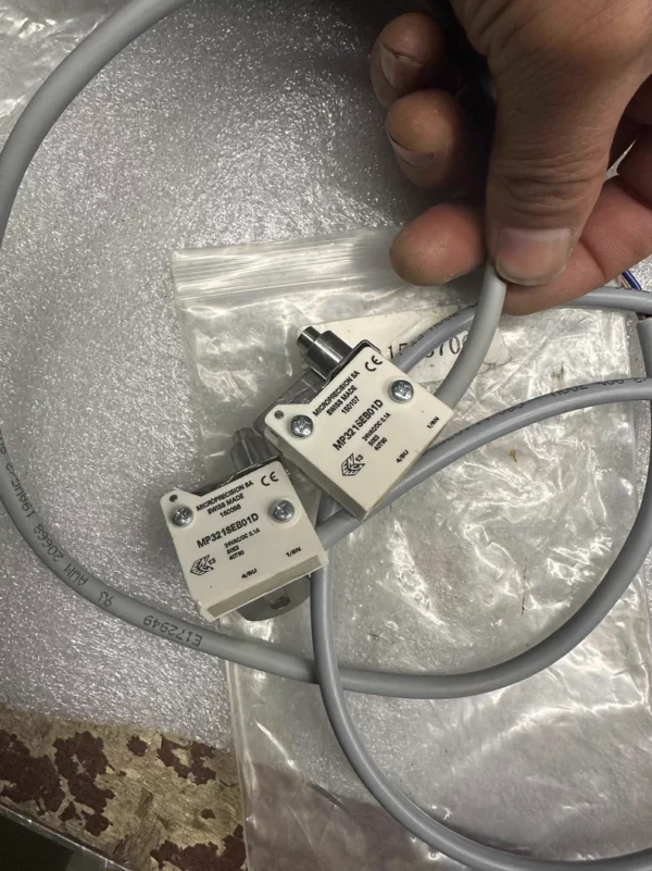 MICROPRECISION Inventory MP321SEB01D Micro Switch MP321 Genuine Product