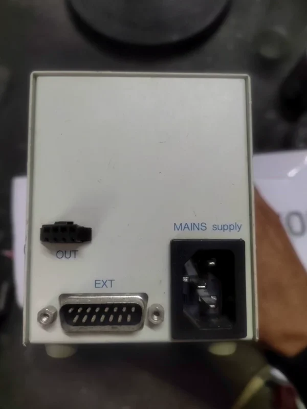 Moritex MORITEX MLEK-A080W1LRD Light Source Controller, with slight usage痕迹. Made in Japan, reliable quality. Suitable for LED control, low power requirement, suitable for various environments. Reason for selling: equipment upgrade, fully functional with no repairs. Interested friends can contact me!