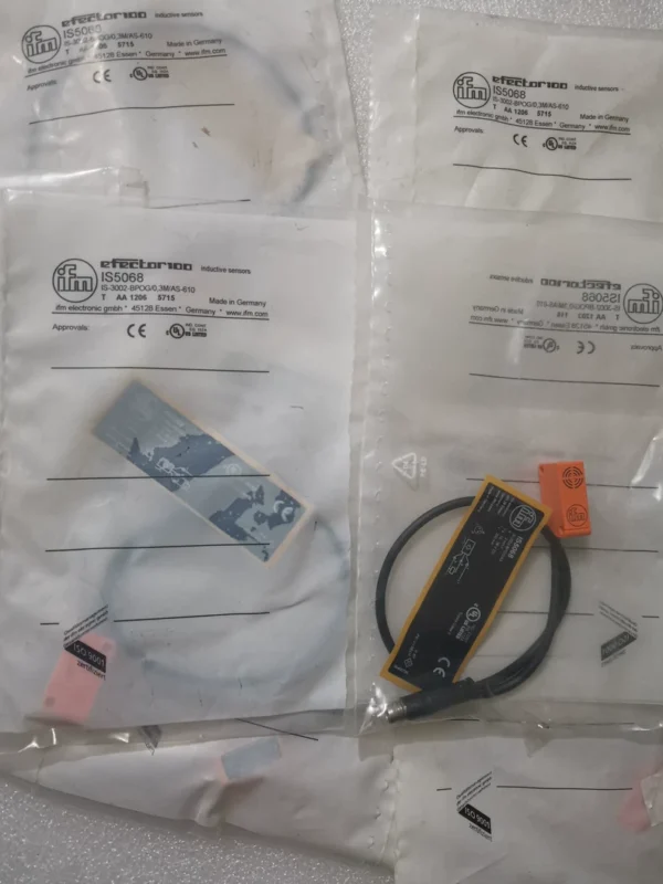 Brand new original IFM IS5068 IS5002 IL5004 IL5002 IY5049 IGT200 IGC223 IGC210 IM512A IZ5044 Not the actual price, please private message to negotiate if interested