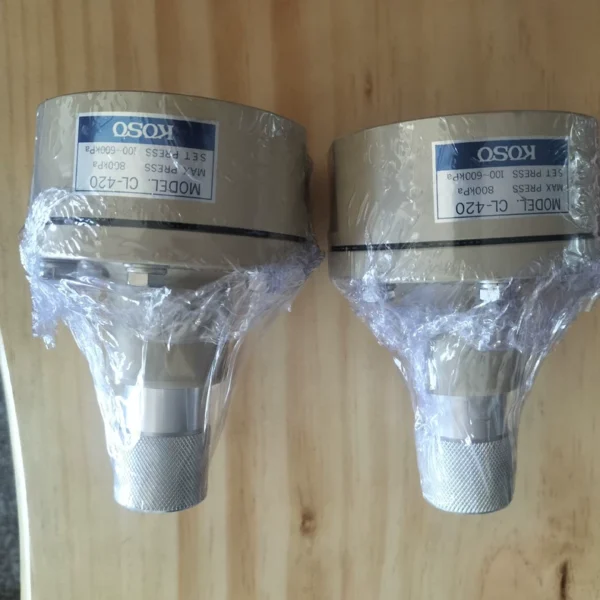 O1CN01BSULA62KbPI5m6QxO_0-fleamarket.jpg_790x10000Q90.jpg_.webp Japanese KOSO Locking Valve CL-420 Brand New Original