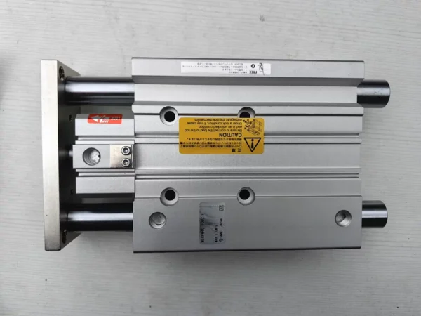 SMC Thin Guide Rod Locking Cylinder: MLGPM40-100Z-F Brand New Without Packaging On Sale At A Special Price, Functionality Guaranteed, Zhu Ye Also Has Other New SMC Products For Negotiation