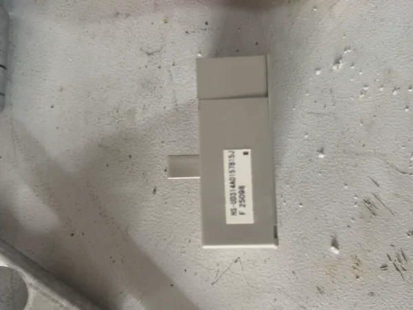 Schneider Inverter Transformer HS-UD314A0157B15J, Original拆机, Functionally Normal, New Condition. Suitable for Industrial Use, Limited Quantity, First Come First Served.
