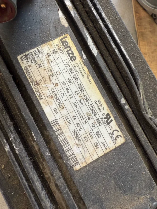 MCA13I41-RS0B0-A19N-ST5S00N-R0SU Lenze servo motor disassembled and packaged, inquiry