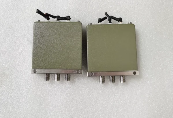 KEYSIGHT 8762B 5V 18GHz 1W SMA SPDT RF Microwave Coaxial Switch. The font is a bit blurred because it was packaged with tape and the weather was too hot.