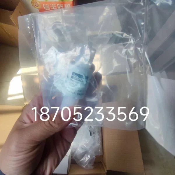 Parker PFA Check Valve 1/8 CV-1-22221/4 CV-1-22443/8 CV-1-22661/2 CV-1-2288 In Stock 1/4, 1/2, 3/4, 1 Inch PFA Check Valve In Stock Inquiry