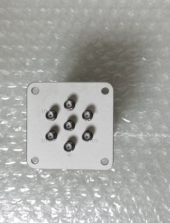 KEYSIGHT 87106B DC-20GHz SP6T 24V SMA RF Microwave Single Pole Six Throw Coaxial Switch, available in quantity, in very good condition, just with some traces of disassembly