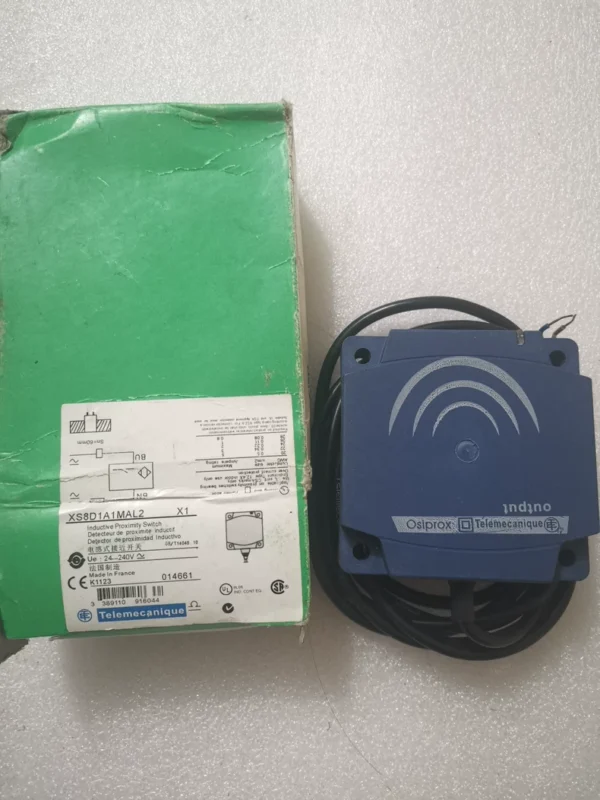 Brand new original Schneider XS8D1A1MAL2, 30 pieces available, not the actual price, interested please private message to negotiate