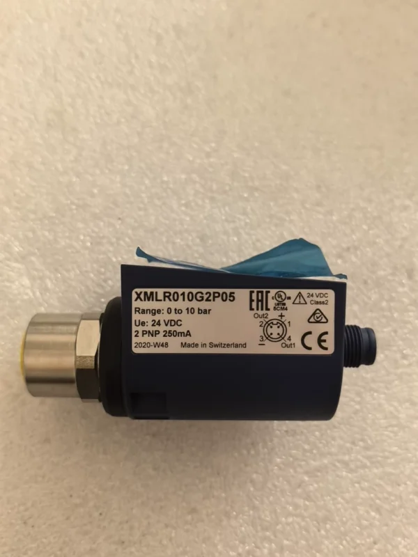 【Brand New Original Schneider Pressure Sensor】Telemecanique XMLR010G2P05 Brand New Authentic, Made in Switzerland, Quality Guaranteed! This sensor is suitable for industrial automation control, with high precision and stability.【Product Details】- Model: XMLR010G2P05- Working Range: 0 to 10 bar- Supply Voltage: 24 VDC- Output: 2 PNP 250mA- Manufacturer: Telemecanique Switzerland Brand new original, no packaging! Friends in need can contact me, not the real price, if you like it, private message to negotiate the price