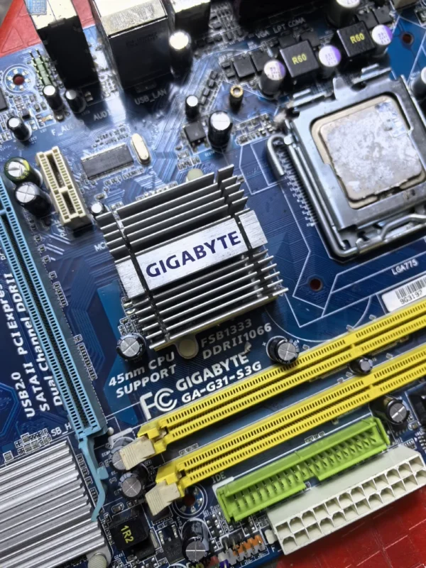 Gigabyte GA-G31-S3G REV 1.0 Integrated Graphics Card Network Card Sound Card with CPU Fully Tested