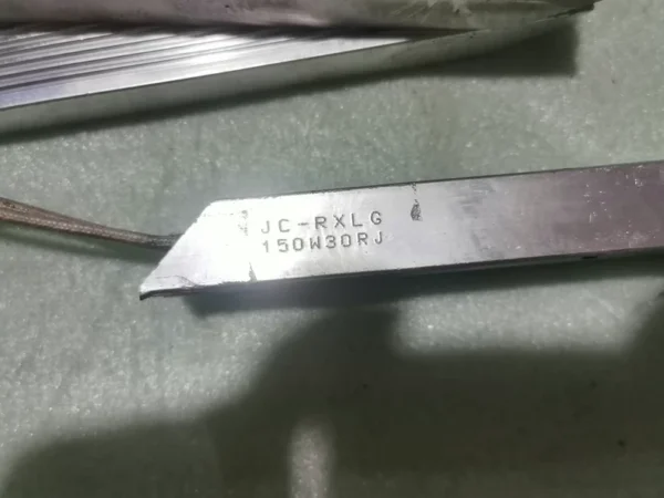 Frequency converter aluminum shell braking resistor model JC-RXLG 150W 30RJ total 6. Function is good