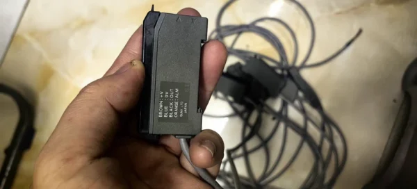 O1CN01S0c47r1GoS2TXv0W4_4611686018427380893-53-fleamarket.heic_790x10000Q90.jpg_.webp Original genuine Panasonic SUNX fiber optic amplifiers FX-A1 and FX301 in beautiful condition, actual photos, disassembled used, 11 in stock, 20 each for all, sold as a package