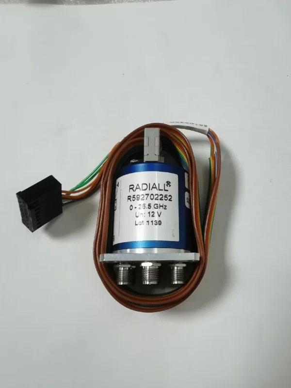 Radiall R592702252 DC-26.5GHz 12V SP6T RF Microwave Coaxial Switch