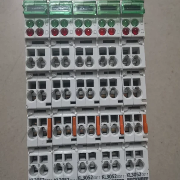 KL3052-0011 KL3351-0001 KL3314-0024 KL3404-0018 BECKHOFF Used in Good Condition