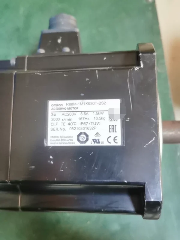 O1CN01YYVCfU1VZ4pYn50Eg_53-fleamarket.heic_790x10000Q90.jpg_.webp Omron Servo Motor Real Picture, Function Guaranteed R88M-1M1K520T-S2 1 Piece Condition as Shown, with Scratches, Function Guaranteed Interface Marked with Red Line is Damaged