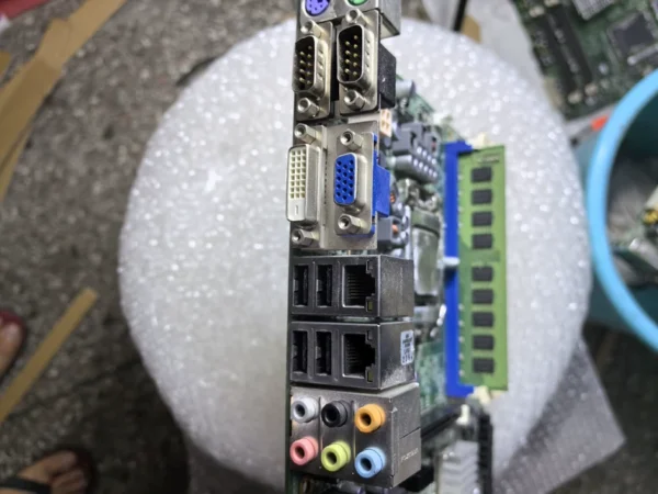 Guangji MB950EF Industrial Control Motherboard Dual Network Card Real Picture In Stock MB950F Motherboard Guaranteed Good Condition With CPU And Memory Provide Test Video Inquiry Before Purchase