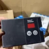 O1CN01d0Oyvr1FZVTfJlVGG_4611686018427386165-53-fleamarket.heic_790x10000Q90.jpg_.webp KromSiemens Combustion Controller, Model IFD258-51W Made in Germany. Original genuine product with guaranteed quality. Condition: Brand new Origin: Germany Voltage: 220240 VAC Frequency: 5060 Hz