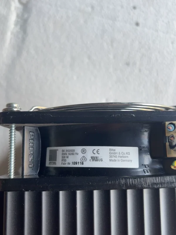 German imported, brand new original ebmpapst RittalSK31020000 Rittal cooling fan for low price disposal, affordable price, welcome all bosses to inquire