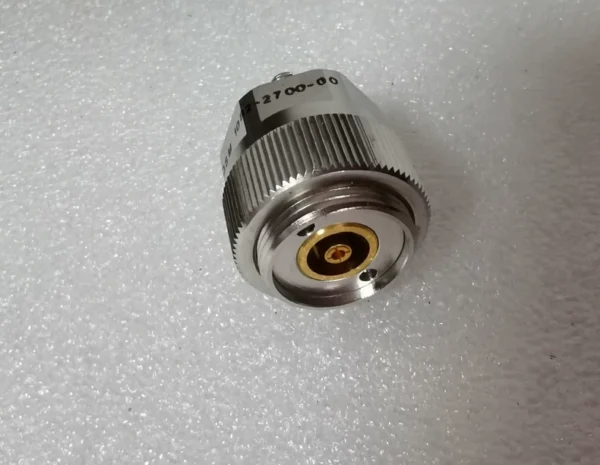 MA-COM OSM 1082-2700-00 7mm Straight Connector-SSMA Female RF AdapterConnector Brand New Stock Item, Not Well Protected, SSMA Interface Damaged, Those Who Know How to Handle It Should Be Able to Use Normally, Unit Price 100 Yuan Only One Available